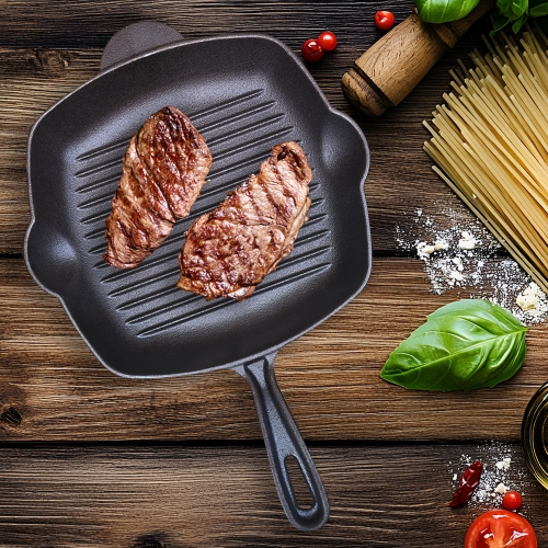 Outdoor camping, barbecue, kitchen, cooking, cast iron frying pan